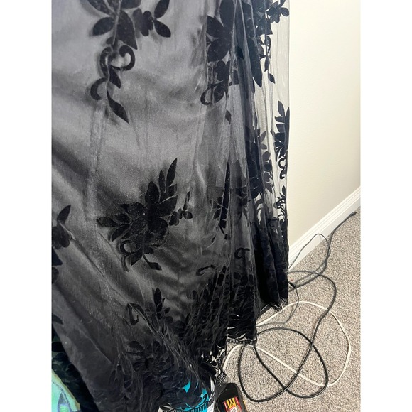 Windsor Black Floral Maxi Dress - Picture 6 of 12